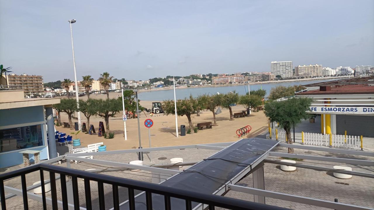 El Balcon De Riells Lejlighed L' Escala Eksteriør billede